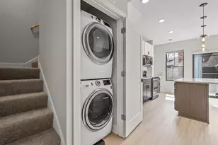 2413 1st Ave S, Minneapolis, MN 55404 - Photo 73