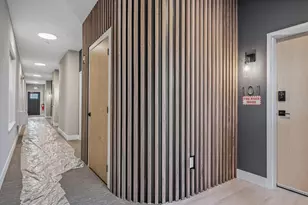 2413 1st Ave S, Minneapolis, MN 55404 - Photo 15