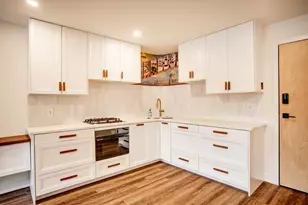 2532 1st Ave S, Minneapolis, MN 55404 - Photo 1