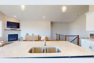 2018 Douglas Trail Drive SE, Pine Island, MN 55963 - Photo 9