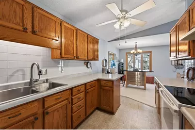 7630 Borman Way, Inver Grove Heights, MN 55076 - Photo 17