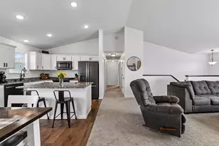 940 Lakewood Trail, Norwood Young America, MN 55397 - Photo 13