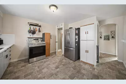 205 E 11th Street, Fairmont, MN 56031 - Photo 9