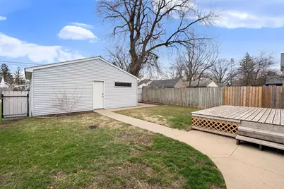 1001 8th Avenue SW, Austin, MN 55912 - Photo 9