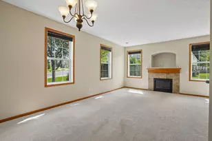 4360 Empress Dr N, Hugo, MN 55038 - Photo 11