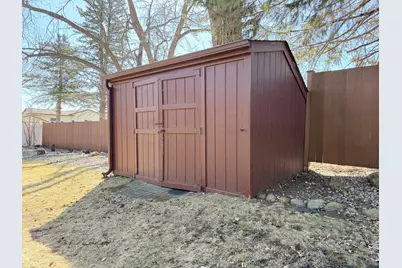 1919 Driftwood Avenue, Worthington, MN 56187 - Photo 7