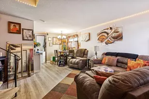 7410 72nd Ln N, Brooklyn Park, MN 55428 - Photo 3