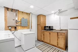 2104 W Oakland Ave, Austin, MN 55912 - Photo 37