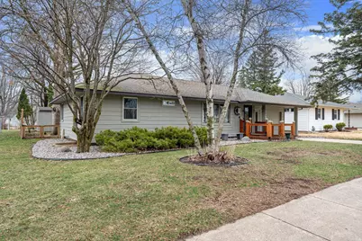 2104 W Oakland Avenue, Austin, MN 55912 - Photo 3