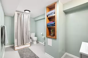 2104 W Oakland Ave, Austin, MN 55912 - Photo 35