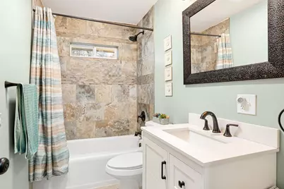 2104 W Oakland Avenue, Austin, MN 55912 - Photo 21