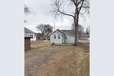 139 24th Avenue N, Saint Cloud, MN 56303 - Photo 3