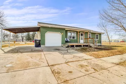 3102 8th Avenue N, Fargo, ND 58102 - Photo 1