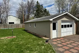 105 3rd St SE, Hinckley, MN 55037 - Photo 15
