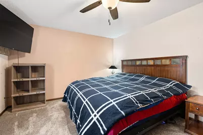 520 22nd Street NE, Owatonna, MN 55060 - Photo 29