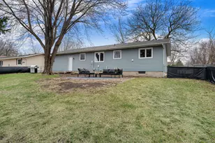 520 22nd St NE, Owatonna, MN 55060 - Photo 7