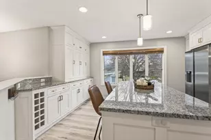 10544 Lee Dr, Eden Prairie, MN 55347 - Photo 17