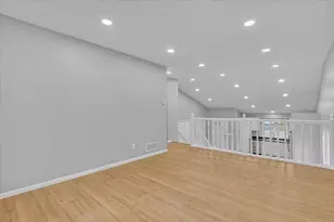 832 Aspen Cir, Little Canada, MN 55109 - Photo 7