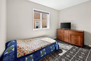 673 Monroe St S, Shakopee, MN 55379 - Photo 15