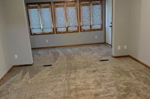 1048 109th Ave NE, Blaine, MN 55434 - Photo 7