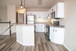 1902 41st Ave S, Moorhead, MN 56560 - Photo 15