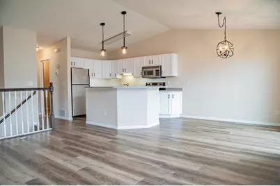 1902 41st Avenue S, Moorhead, MN 56560 - Photo 7