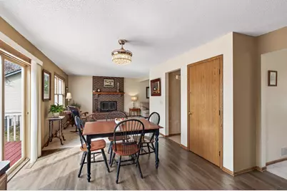 9585 72nd Street S, Cottage Grove, MN 55016 - Photo 5