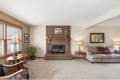 9585 72nd Street S, Cottage Grove, MN 55016 - Photo 3