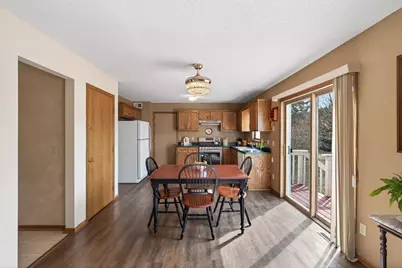 9585 72nd Street S, Cottage Grove, MN 55016 - Photo 7