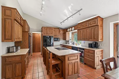7780 139th Court, Apple Valley, MN 55124 - Photo 5