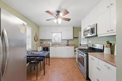 3209 Hampshire Avenue S, Saint Louis Park, MN 55426 - Photo 9