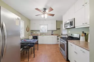 3209 Hampshire Ave S, Saint Louis Park, MN 55426 - Photo 9