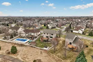 10502 Vera Cruz Dr N, Brooklyn Park, MN 55443 - Photo 65