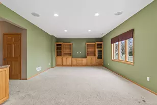 10502 Vera Cruz Dr N, Brooklyn Park, MN 55443 - Photo 39