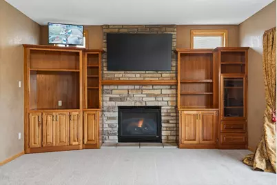 10502 Vera Cruz Drive N, Brooklyn Park, MN 55443 - Photo 15