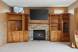 10502 Vera Cruz Dr N, Brooklyn Park, MN 55443 - Photo 15
