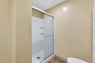 10502 Vera Cruz Dr N, Brooklyn Park, MN 55443 - Photo 43