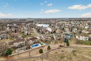 10502 Vera Cruz Dr N, Brooklyn Park, MN 55443 - Photo 67