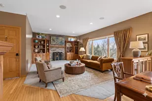 10502 Vera Cruz Dr N, Brooklyn Park, MN 55443 - Photo 7