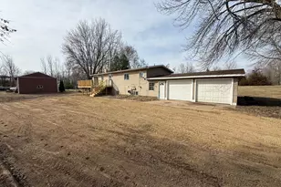 3455 165th Ave NE, New London, MN 56273 - Photo 3