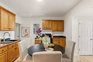 558 Osceola Ave S, Saint Paul, MN 55102 - Photo 7