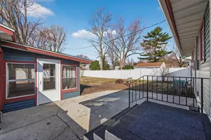 5657 Maryland Ave N, Crystal, MN 55428 - Photo 23