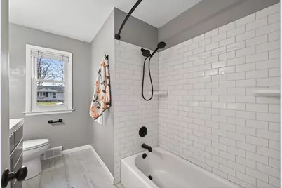 5657 Maryland Avenue N, Crystal, MN 55428 - Photo 11