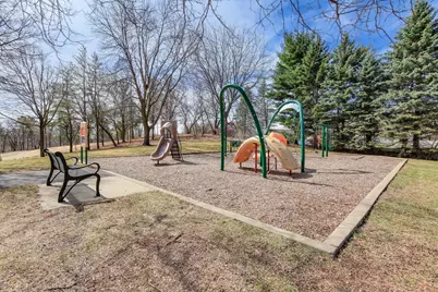 7301 Illies Avenue S, Cottage Grove, MN 55016 - Photo 9