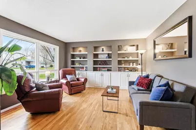 7301 Illies Avenue S, Cottage Grove, MN 55016 - Photo 3