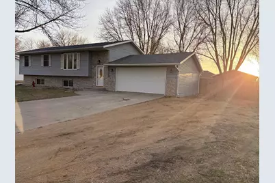 902 5th Avenue SE, Pipestone, MN 56164 - Photo 27