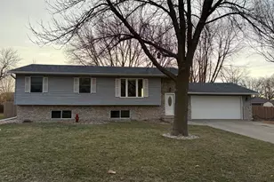 902 5th Ave SE, Pipestone, MN 56164 - Photo 27