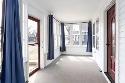 109 S Dallas Street, River Falls, WI 54022 - Photo 9