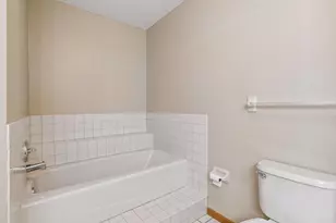 13180 Gemstone Ct, Apple Valley, MN 55124 - Photo 23