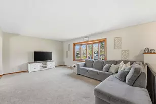 819 Johnson St, Anoka, MN 55303 - Photo 3
